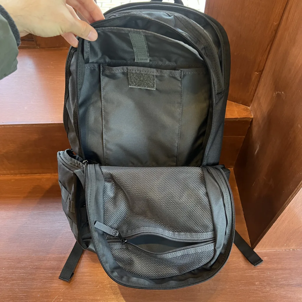 나이키 RPM 수납 내부공간