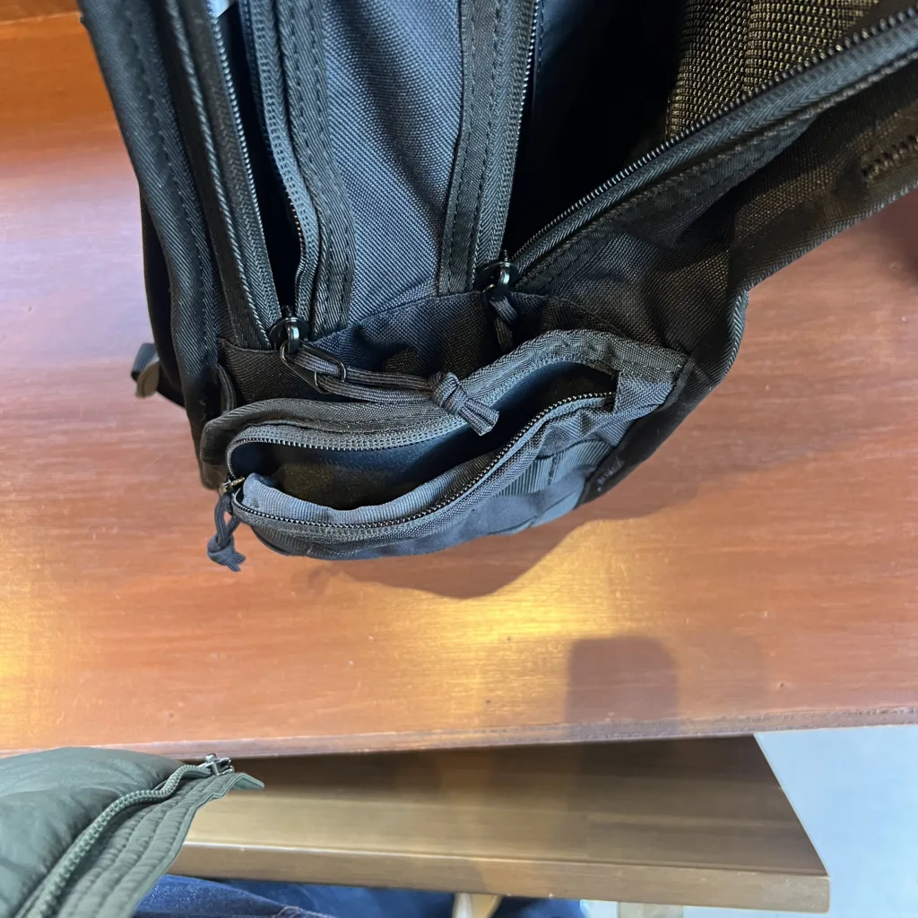 나이키 RPM 측면 텀블러 에어팟 수납 공간